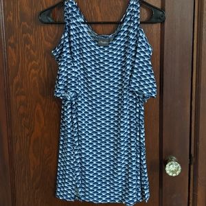 Chico's Travelers Tropical Cruise Navy Cold Shoulder Blouse Size Chico's 2/large
